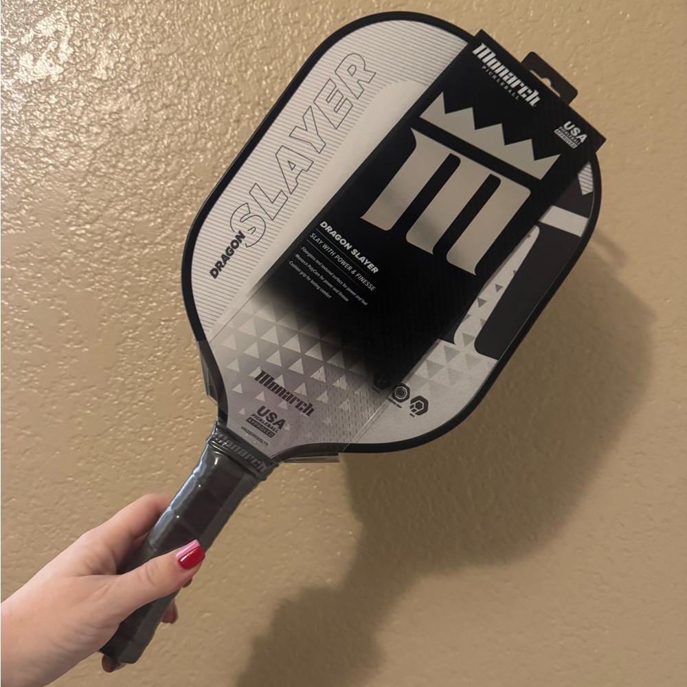 Monarch Slayer Pickleball Set - Racket & Balls - Picture 2 of 6